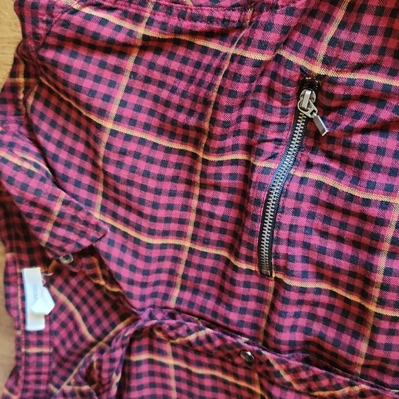Women's checkered button down - Picture 3 of 5